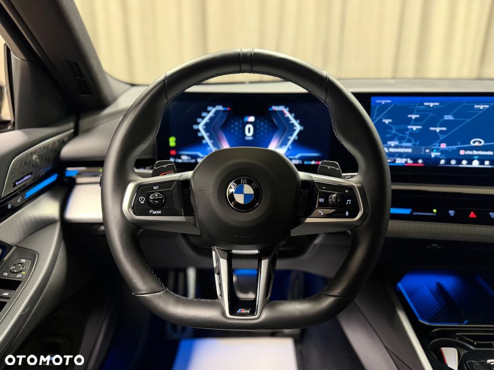 BMW Seria 5 520d xDrive mHEV M Sport - 11