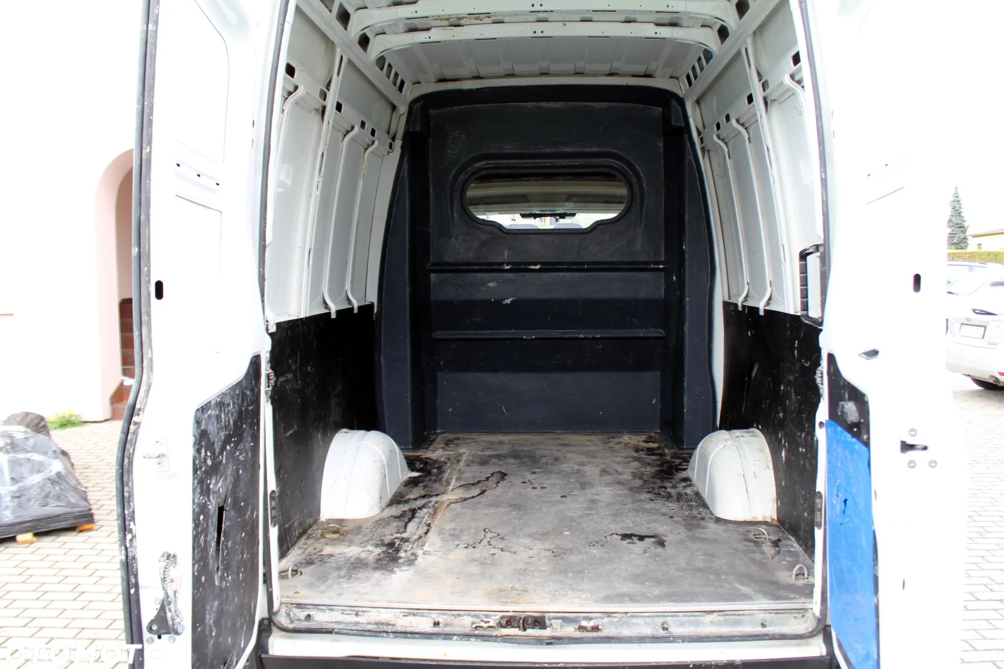 Iveco DAILY 35S14 6 MIEJSCOWY BRYGADOWY - 13