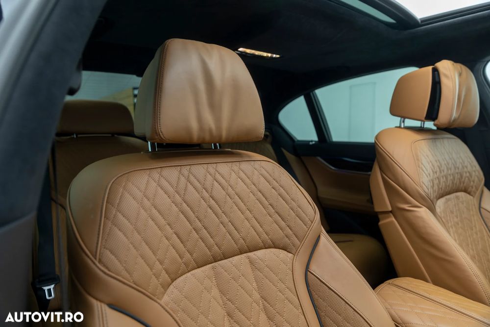 BMW Seria 7 730Ld xDrive - 22