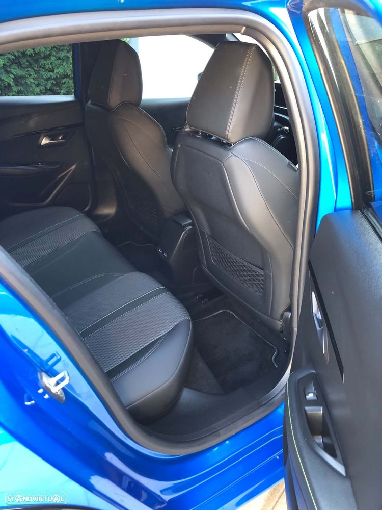 Peugeot e-208 GT Pack - 13