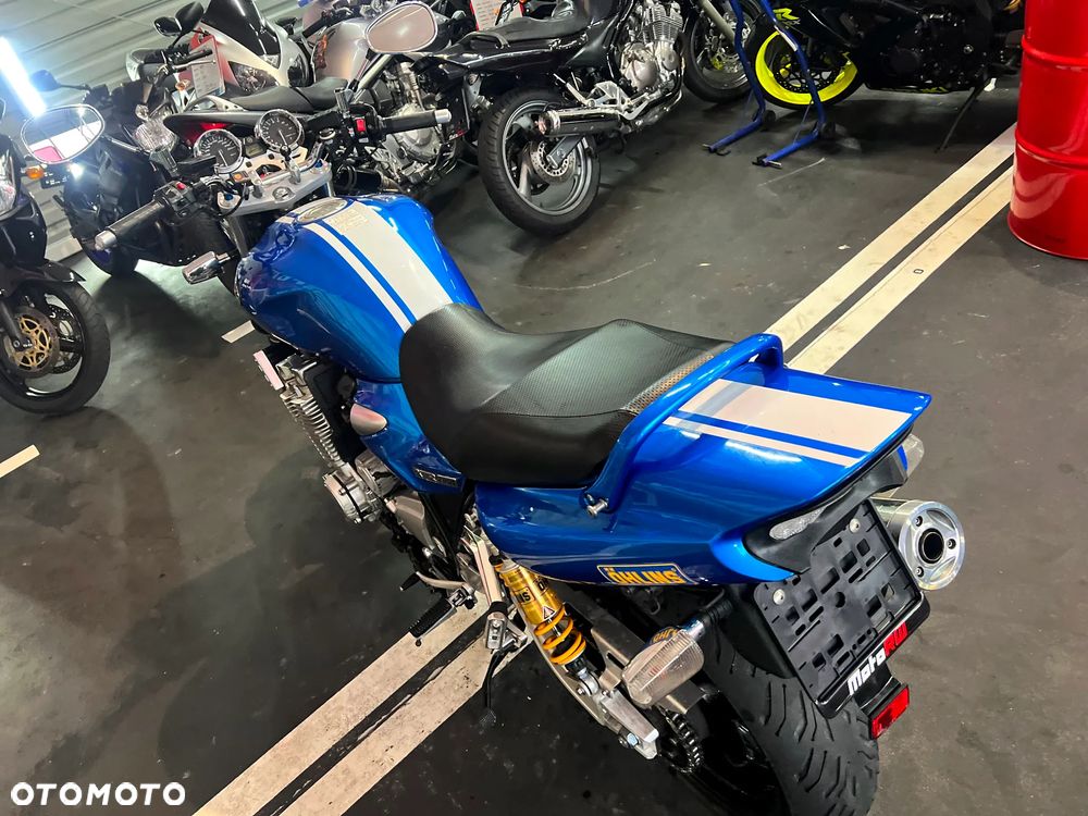 Yamaha XJR - 9