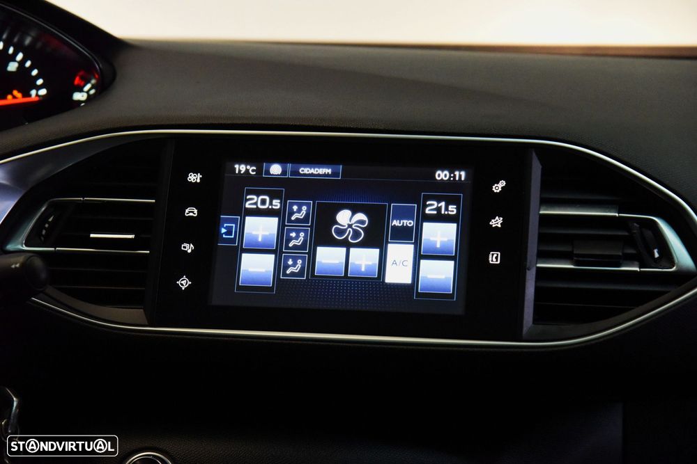 Peugeot 308 SW 1.6 BlueHDi Allure - 13