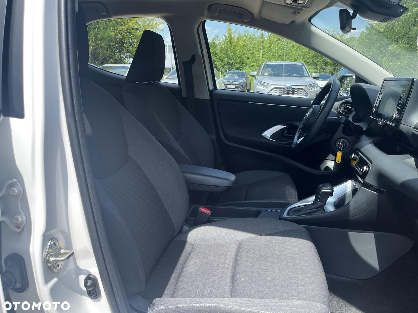 Toyota Yaris Hybrid 1.5 Comfort - 17