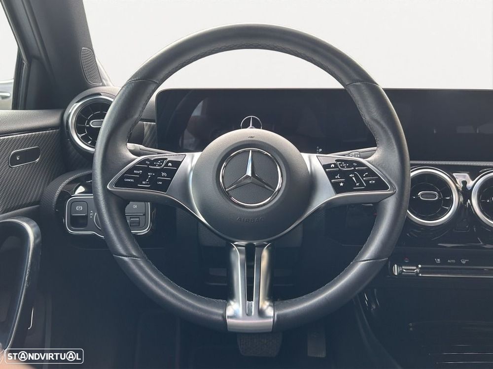 Mercedes-Benz A 180 Limousine d - 11