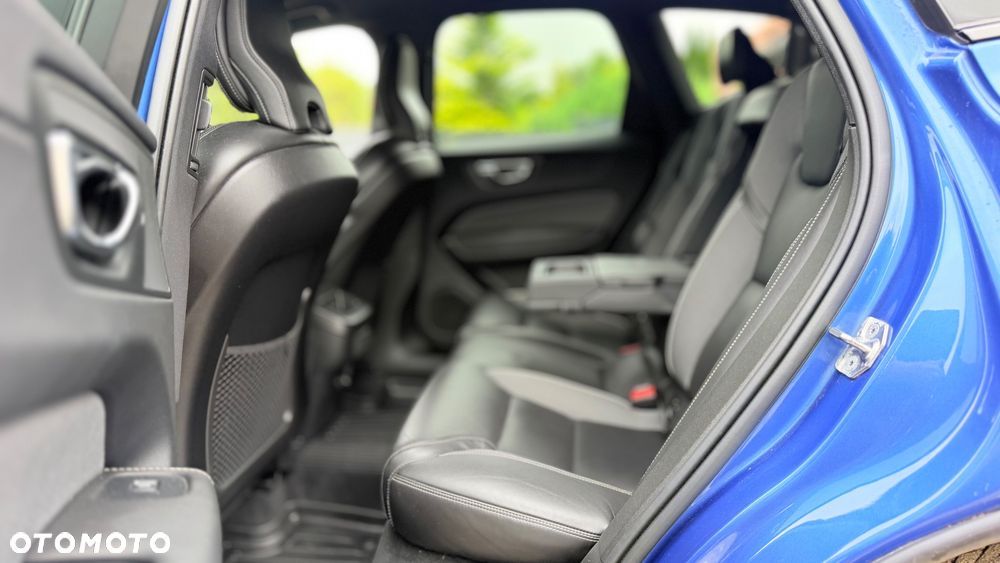 Volvo XC 60 B4 D AWD Geartronic RDesign - 22