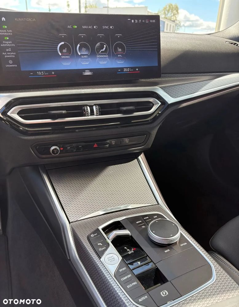 BMW Seria 3 318i M Sport - 16