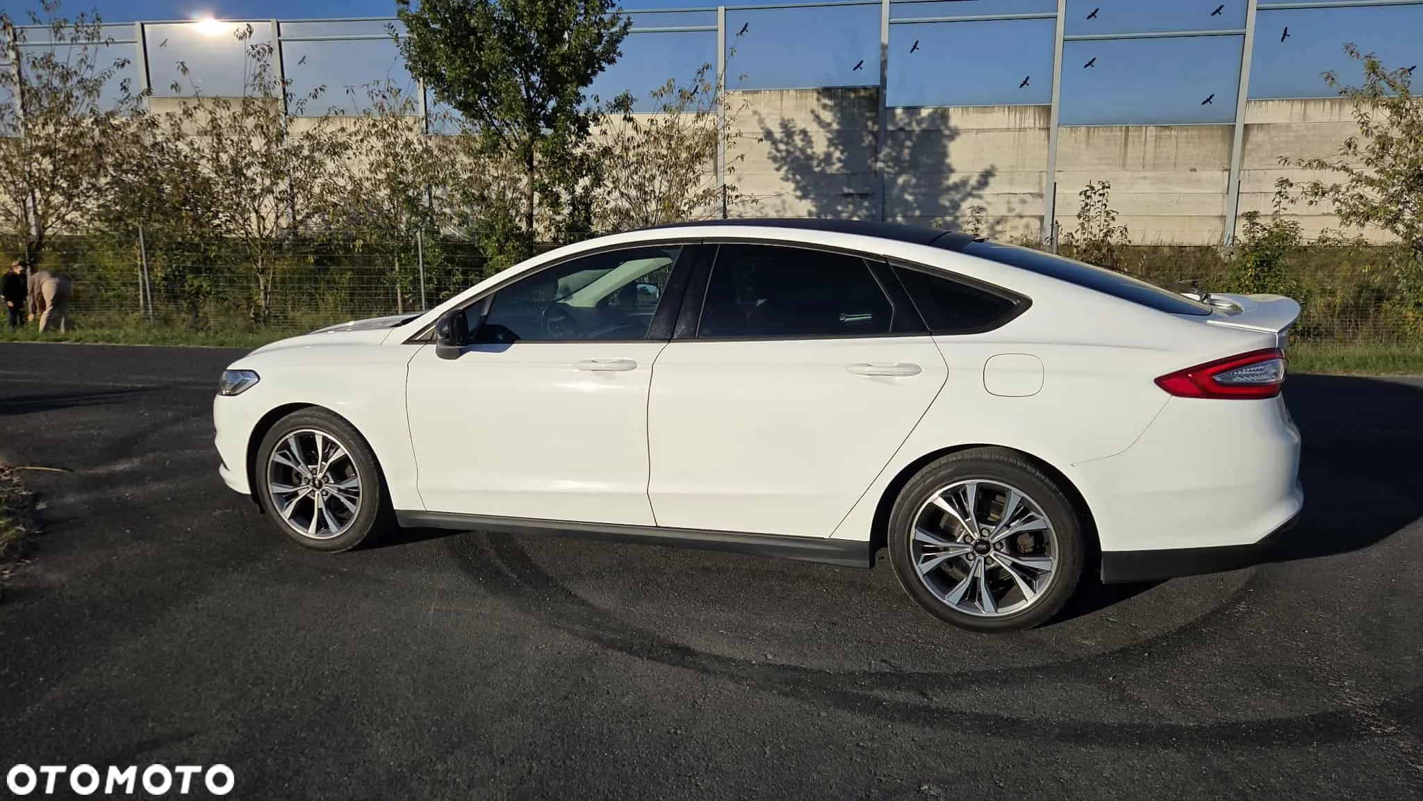 Ford Mondeo 1.5 EcoBoost Trend - 2