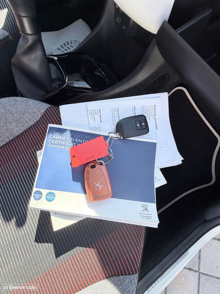 Peugeot 108 1.2 PureTech Roland Garros - 19