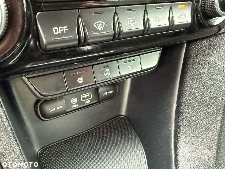 Kia Sportage 1.6 GDI 2WD Black Edition - 27