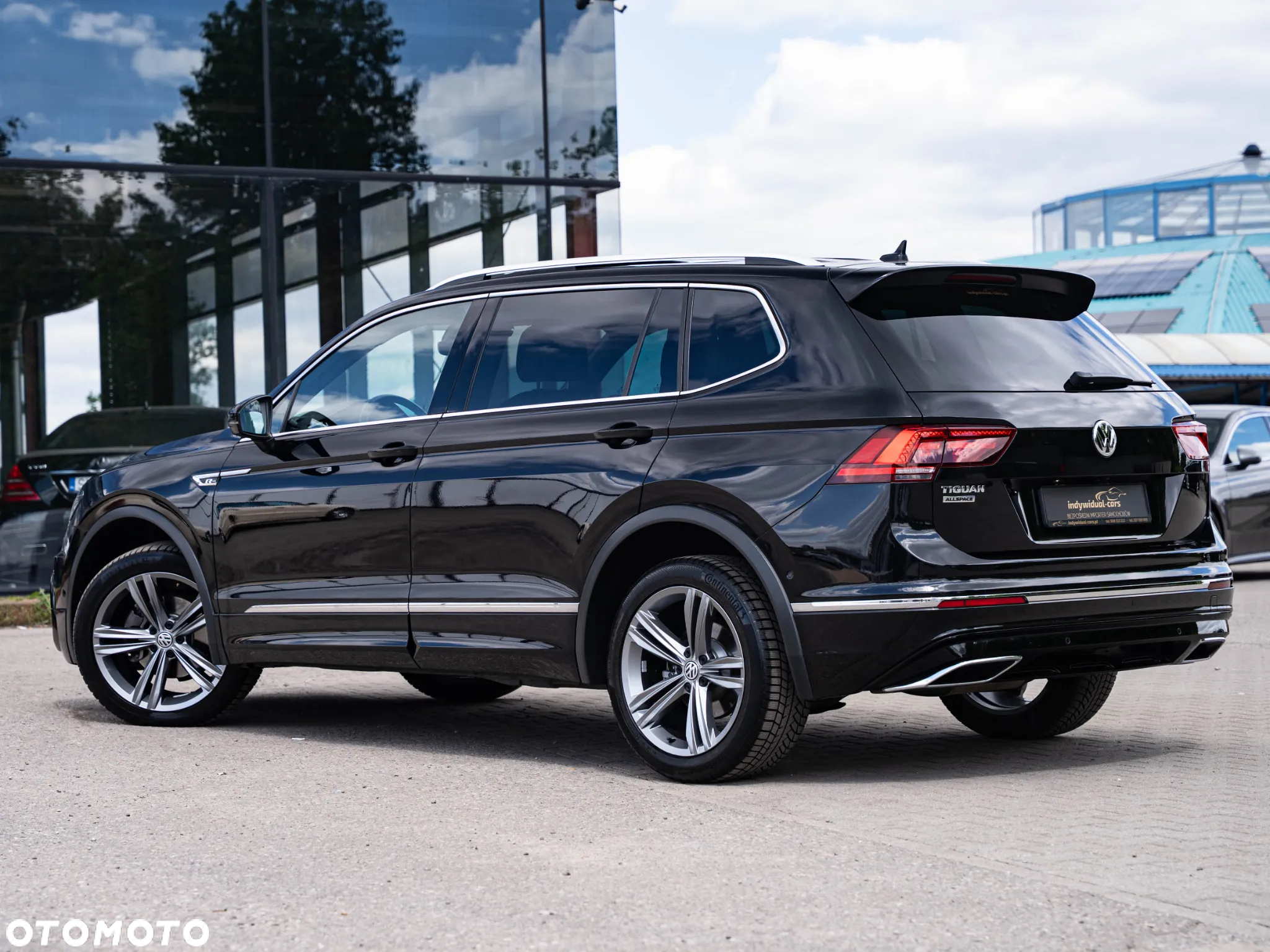 Volkswagen Tiguan Allspace 2.0 TDI R-Line DSG - 11