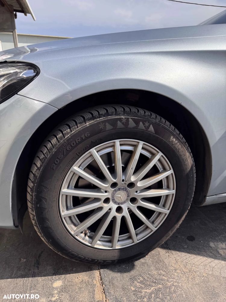 Mercedes-Benz C 220 (BlueTEC) d 7G-TRONIC Avantgarde - 37