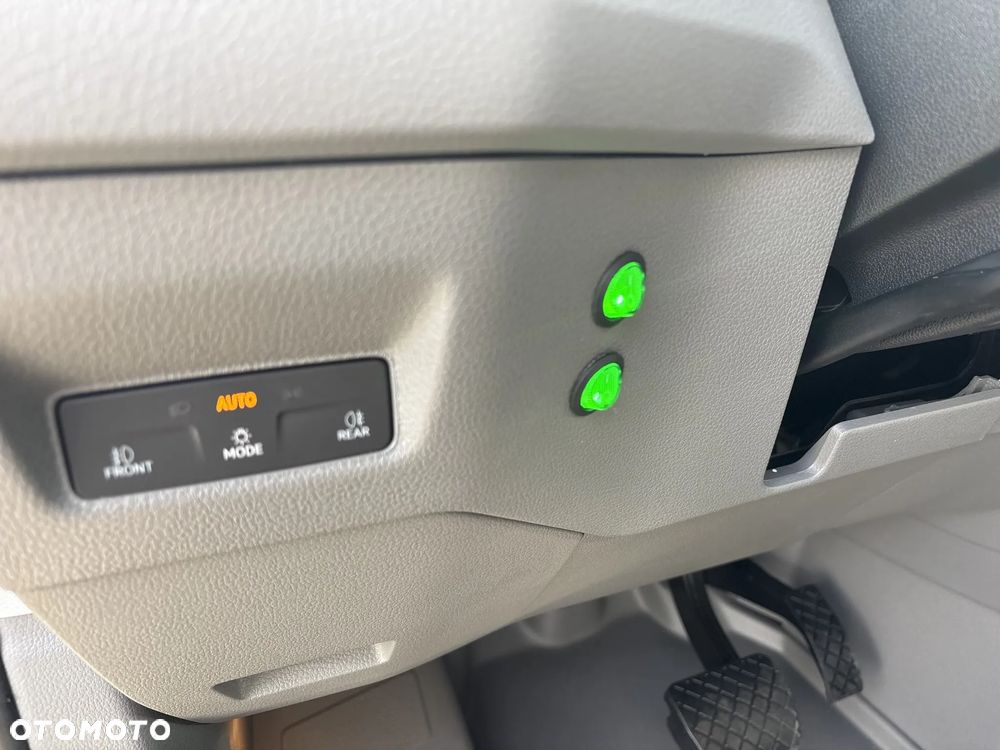 Volkswagen CRAFTER DOKA - 22