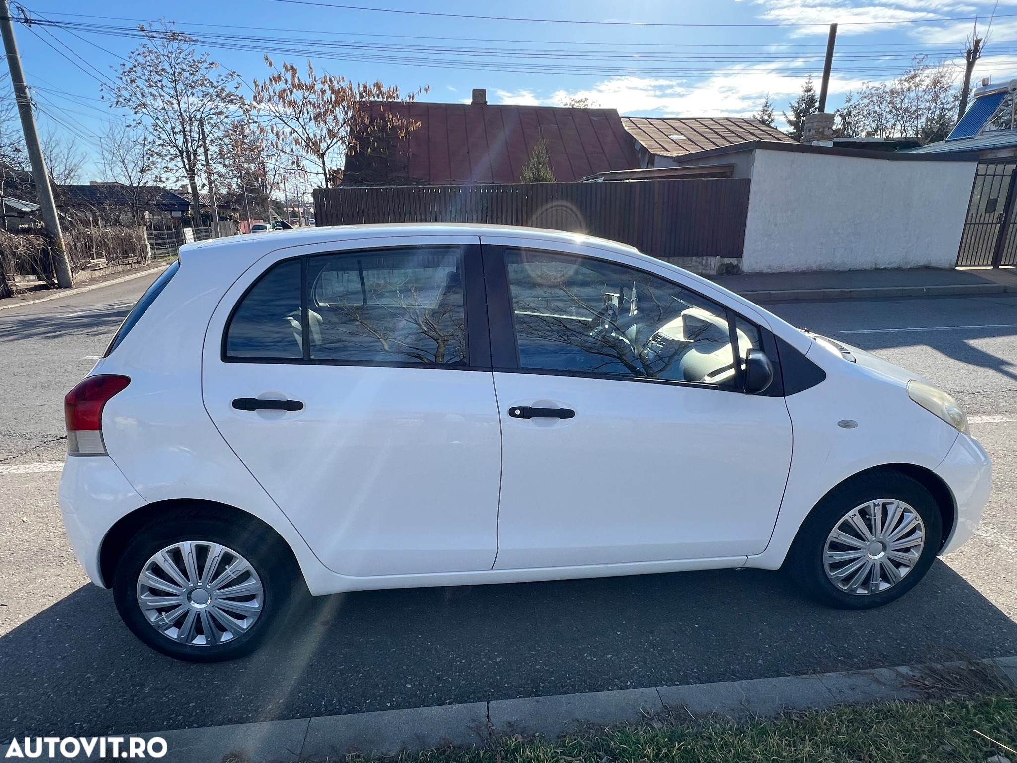 Toyota Yaris - 7