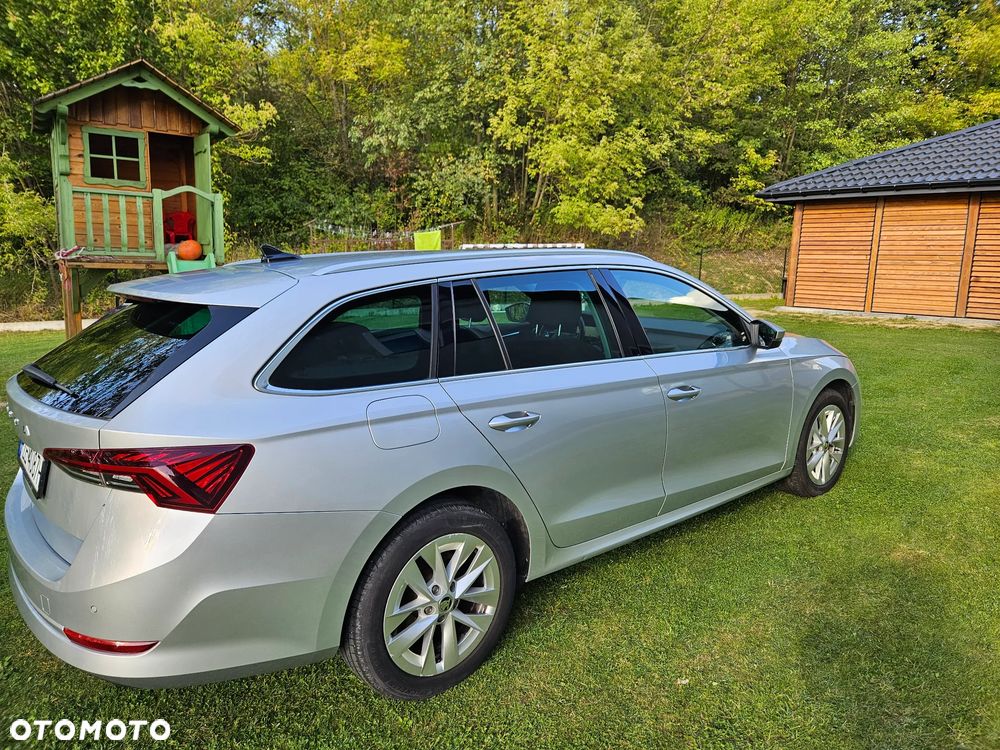 Skoda Octavia 2.0 TDI DSG Ultimate - 6