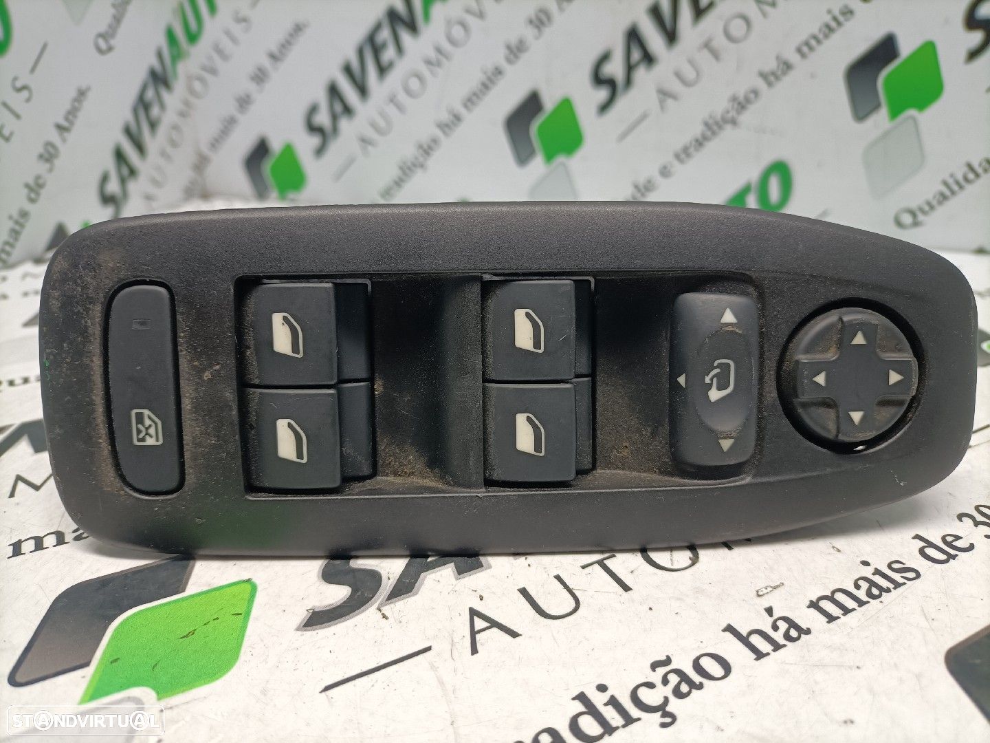 Botão / Botões / Comutador Vidro Esq Peugeot 2008 I (Cu_) - 1