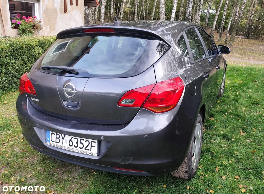 Opel Astra III 1.6 Enjoy - 13