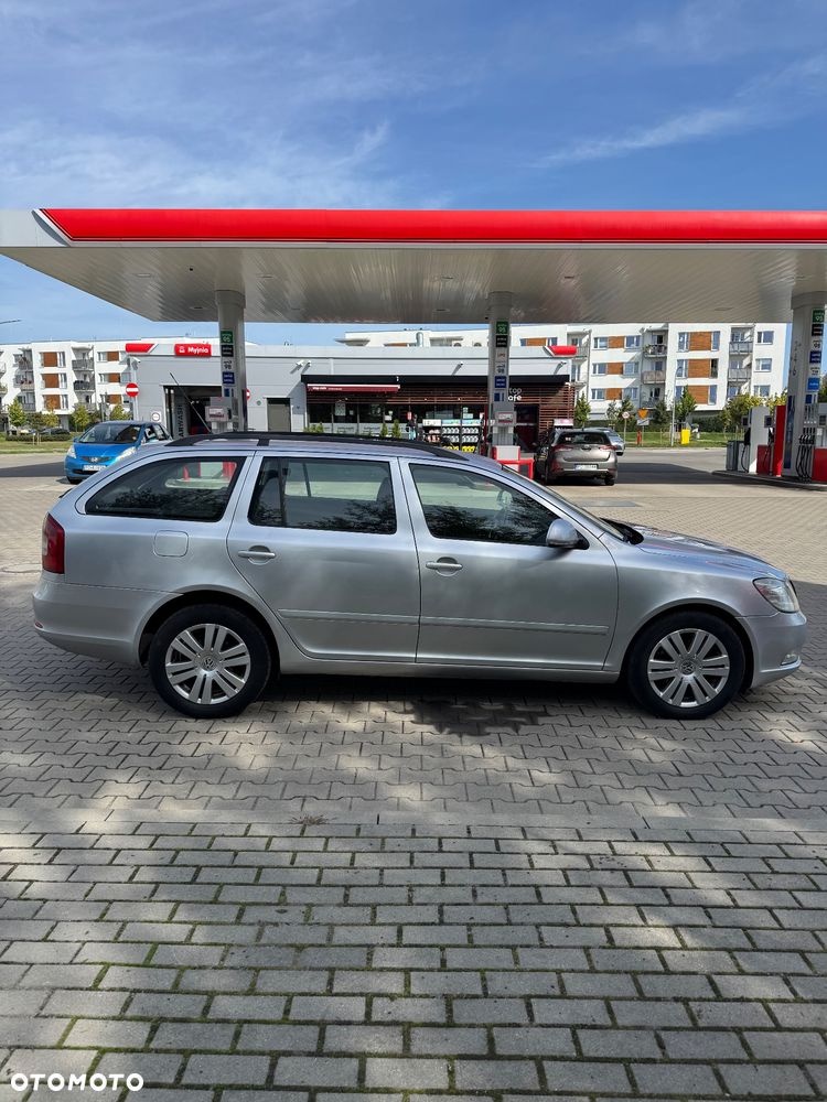 Skoda Octavia 1.6 TDI Family - 8
