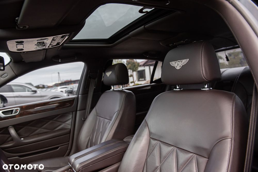 Bentley Flying Spur Mulliner - 23