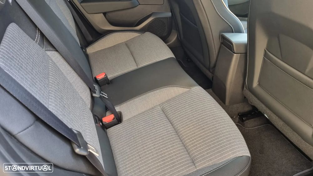 Renault Clio 1.0 TCe Techno Bi-Fuel - 21