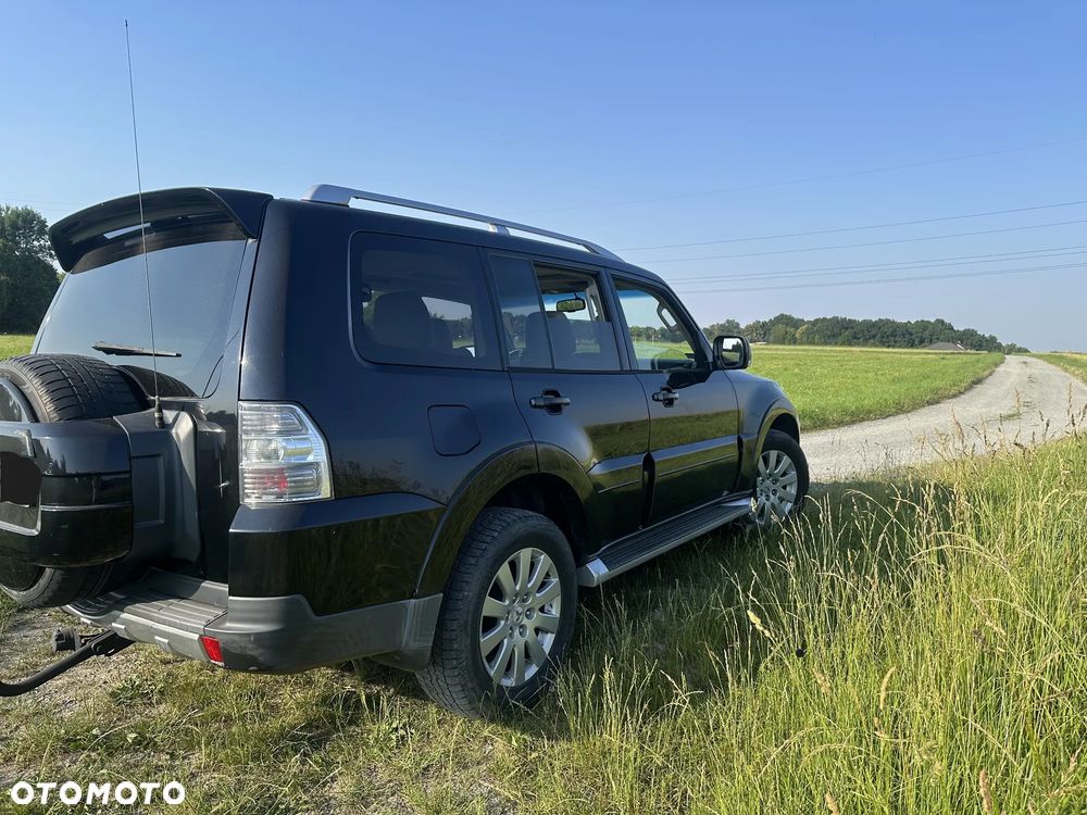 Mitsubishi Pajero 3.2 DID Instyle - 13