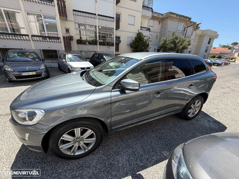 Volvo XC 60 D3 Geartronic Momentum - 2
