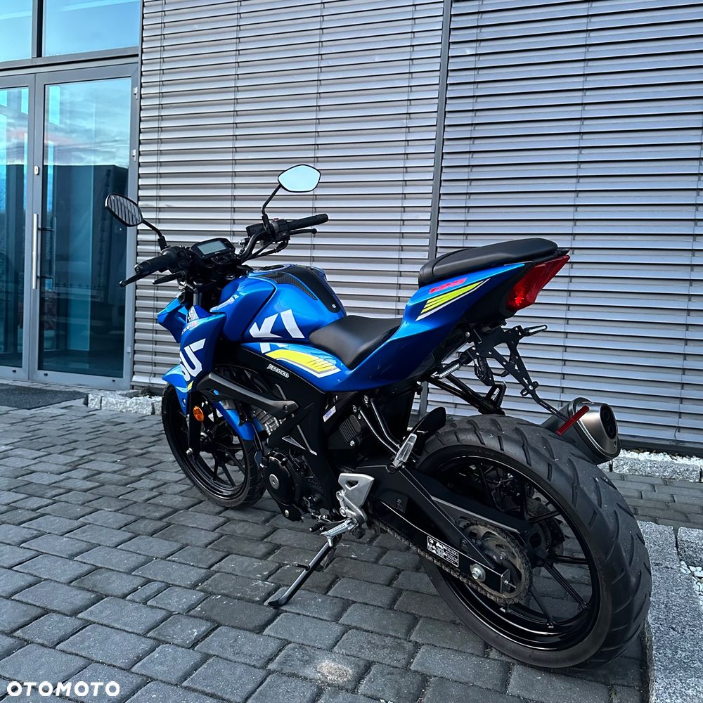 Suzuki GSX - 9
