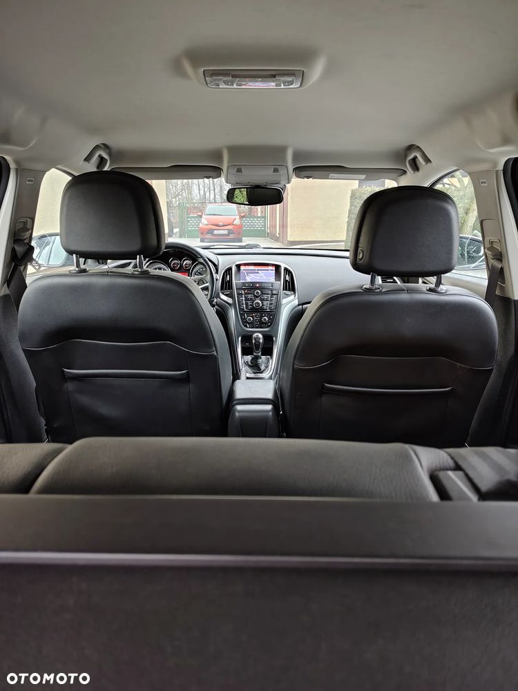 Opel Astra 1.6 CDTI Cosmo - 9