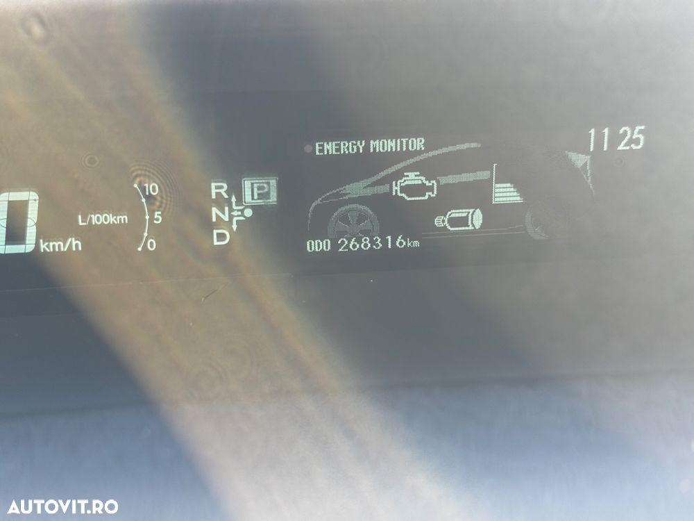 Toyota Prius - 11
