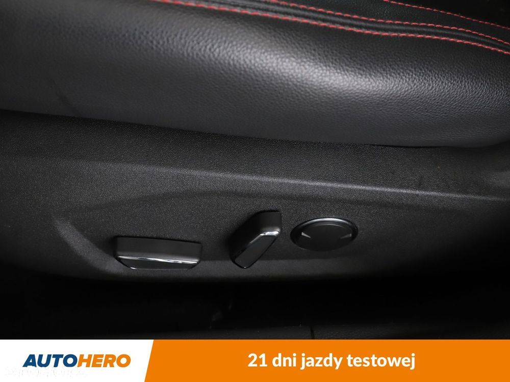 Ford Mondeo 2.0 EcoBlue ST-Line Plus - 38