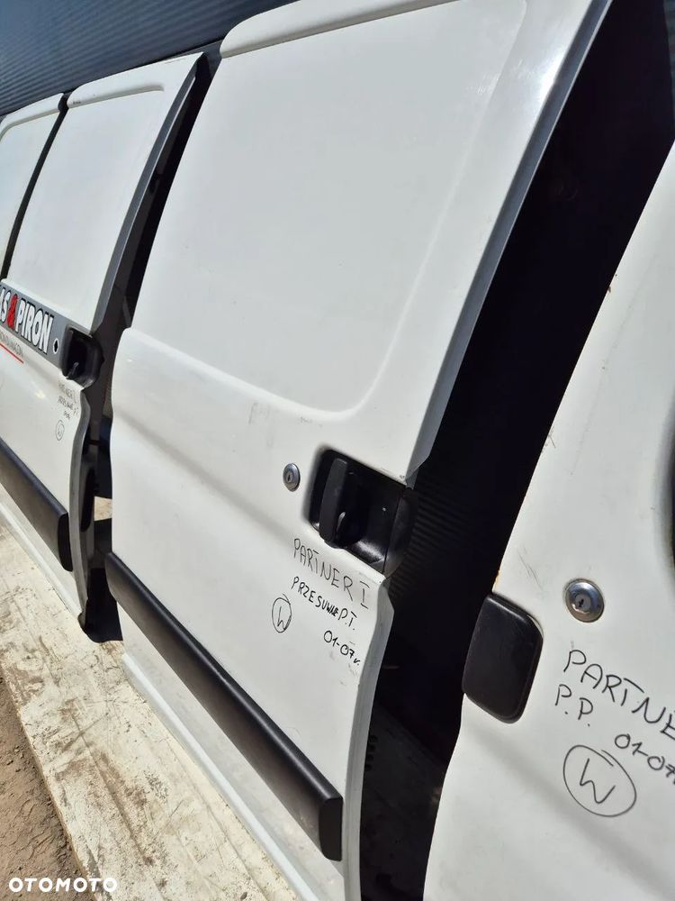 DRZWI PRZESUWNE LEWE PRAWE PRAWY PRZÓD CITROEN BERLINGO I PEUGEOT PARTNER I - 4