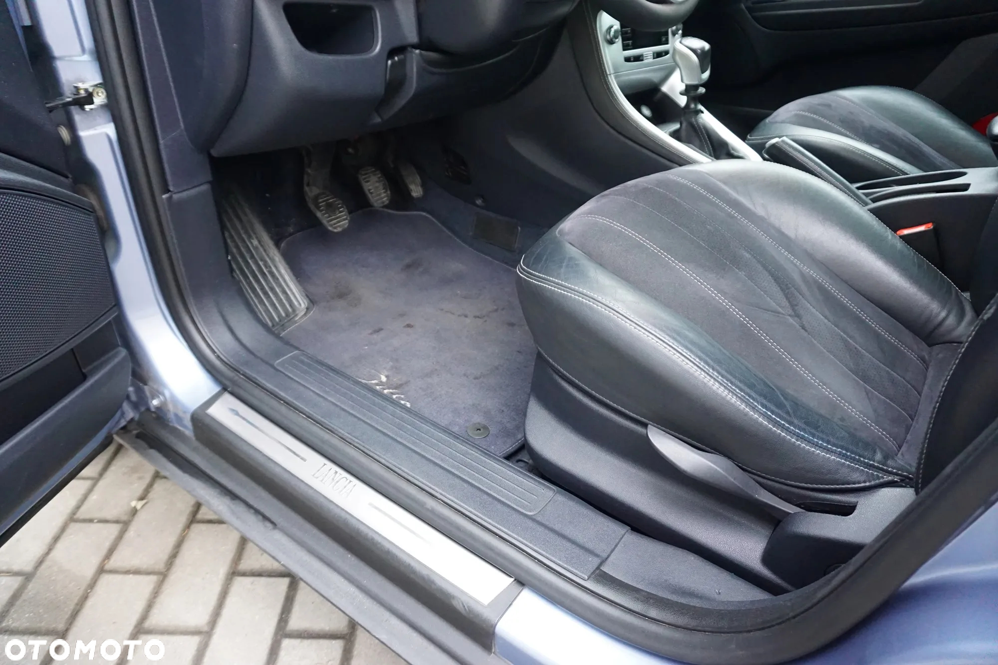 Lancia Delta 2.0 MJ Platino - 30