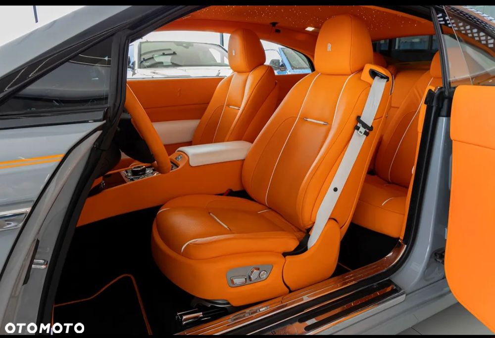 Rolls-Royce Wraith Black Badge - 17