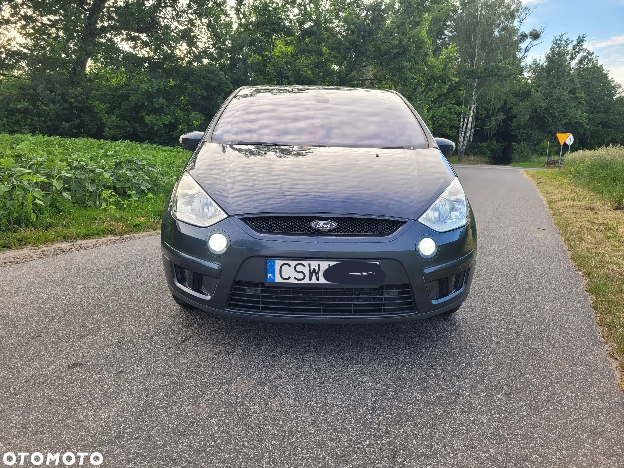 Ford S-Max - 8