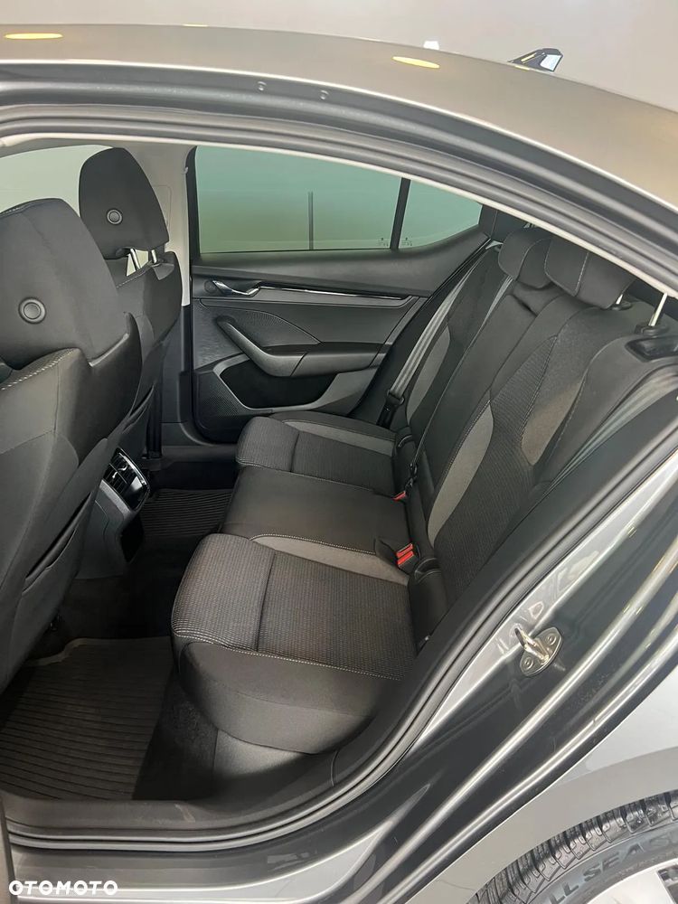 Skoda Octavia 1.5 TSI ACT Ambition - 11