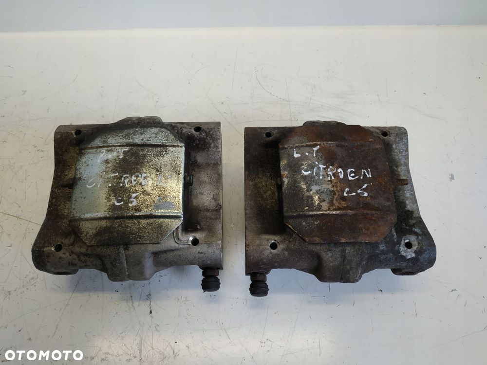 CITROEN C5 I 01- ZACISK PRAWY TYŁ - 1