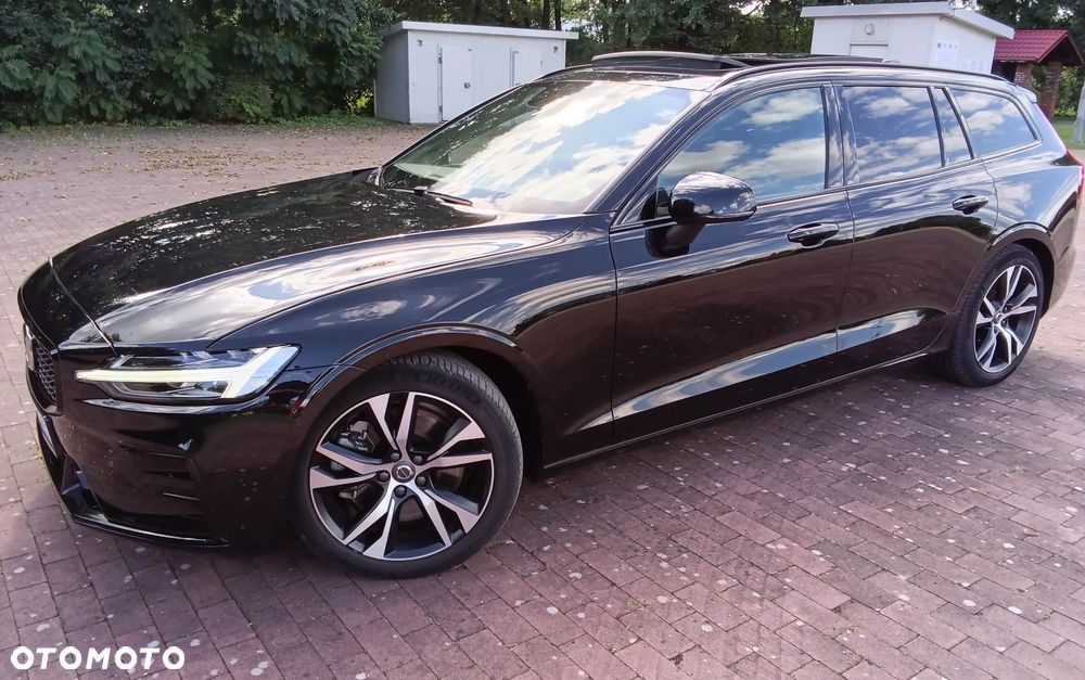 Volvo V60 B5 B R-Design - 12