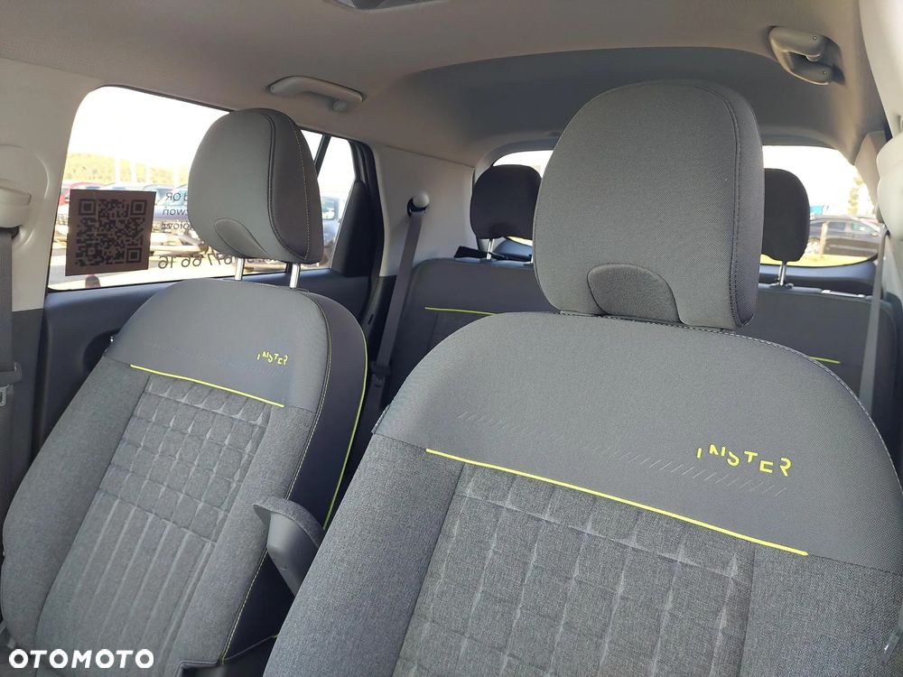 Hyundai Inster 49kWh Cross Smart - 11