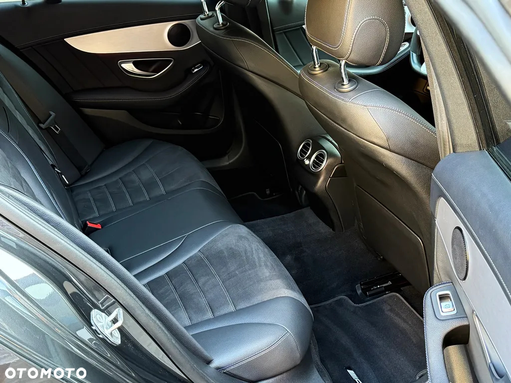 Mercedes-Benz Klasa C 220 d T 9G-TRONIC AMG Line - 39