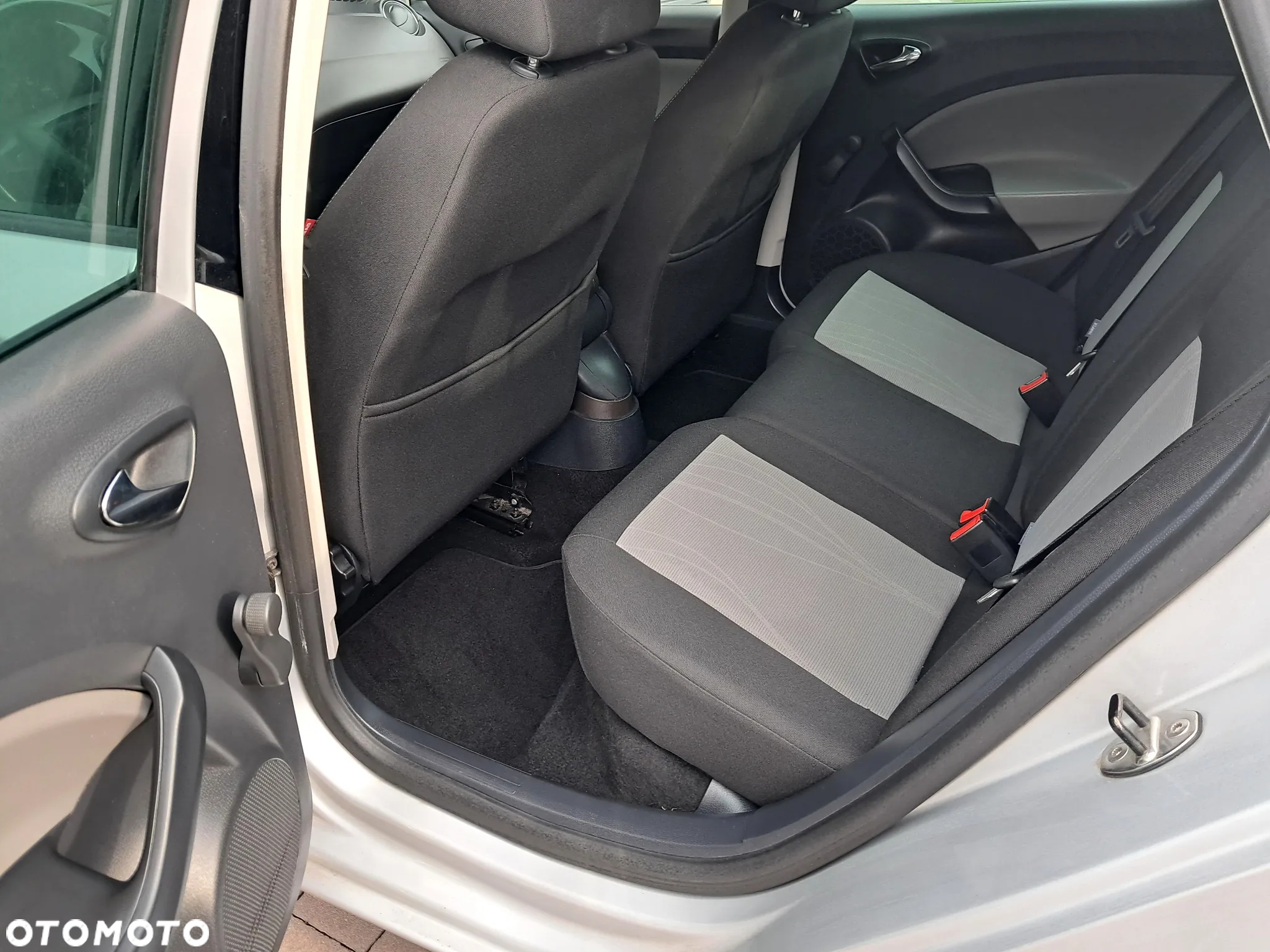 Seat Ibiza 1.6 TDI Style - 10