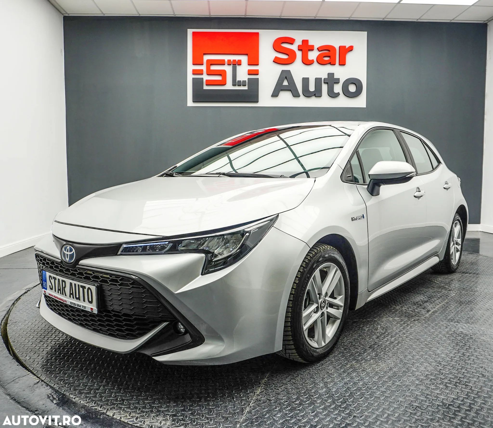 Toyota Corolla 1.8 HSD Dynamic - 1