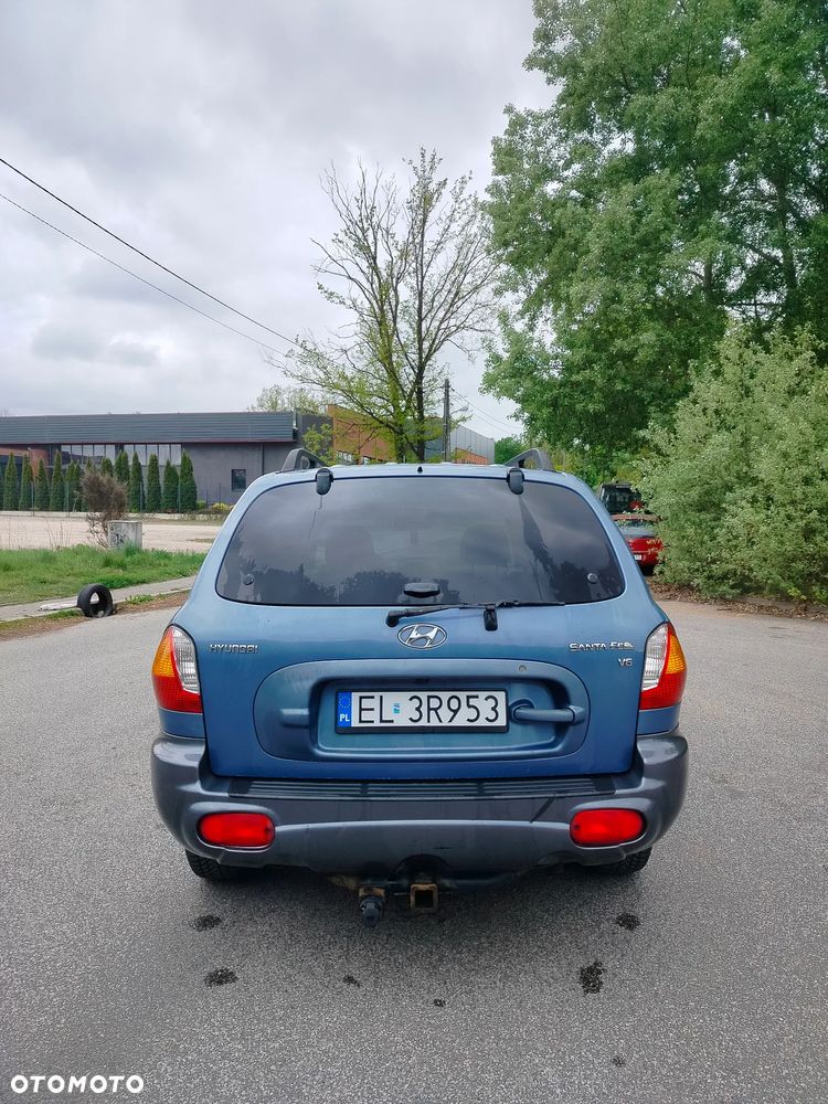 Hyundai Santa Fe - 3