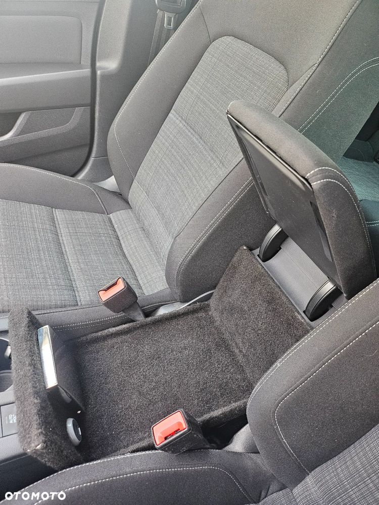 Volkswagen Passat Variant - 16