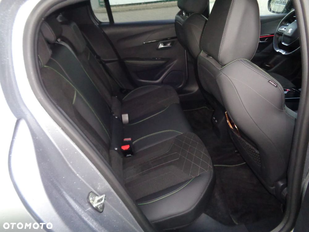 Peugeot 208 50kWh Business - 14