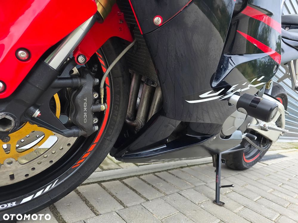 Honda CBR - 15