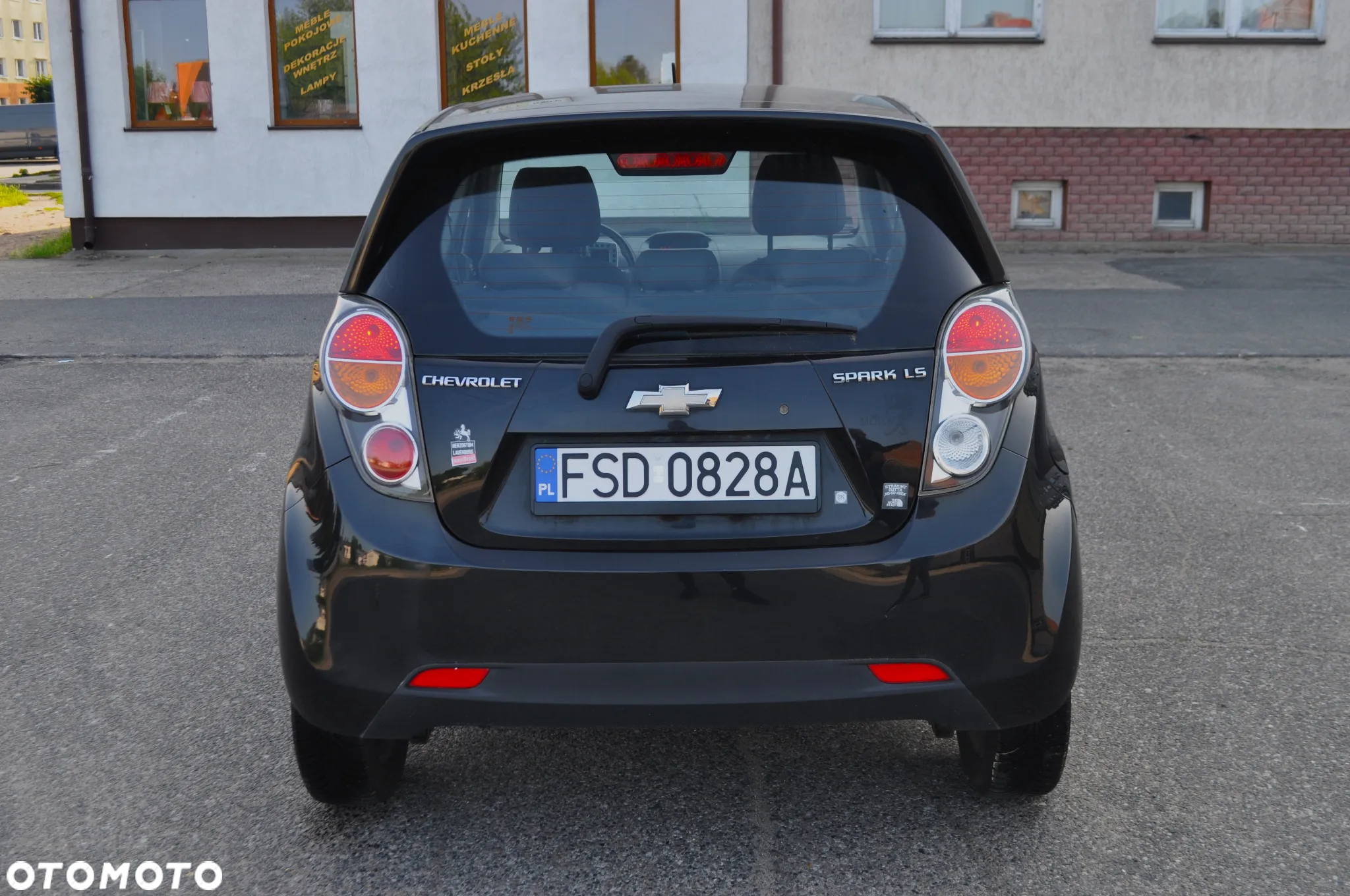 Chevrolet Spark 1.0 Base - 8