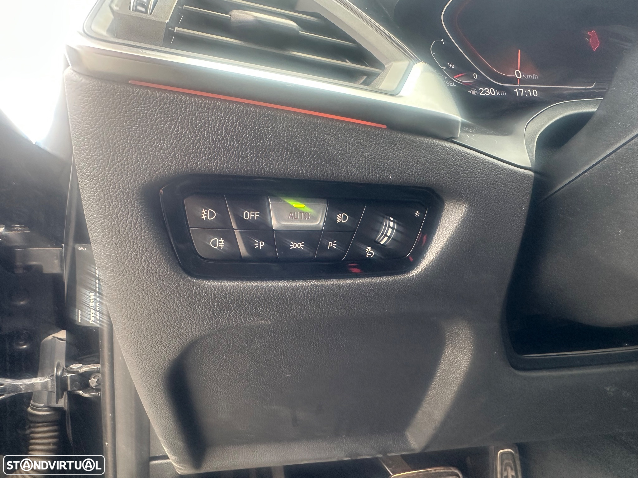 BMW 320 d Touring Pack Desportivo M Auto - 14