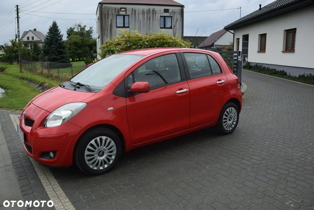 Toyota Yaris - 14