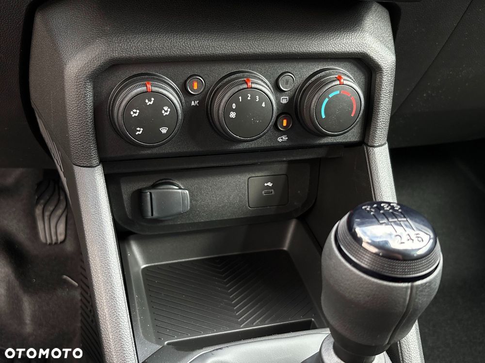 Dacia Duster - 25