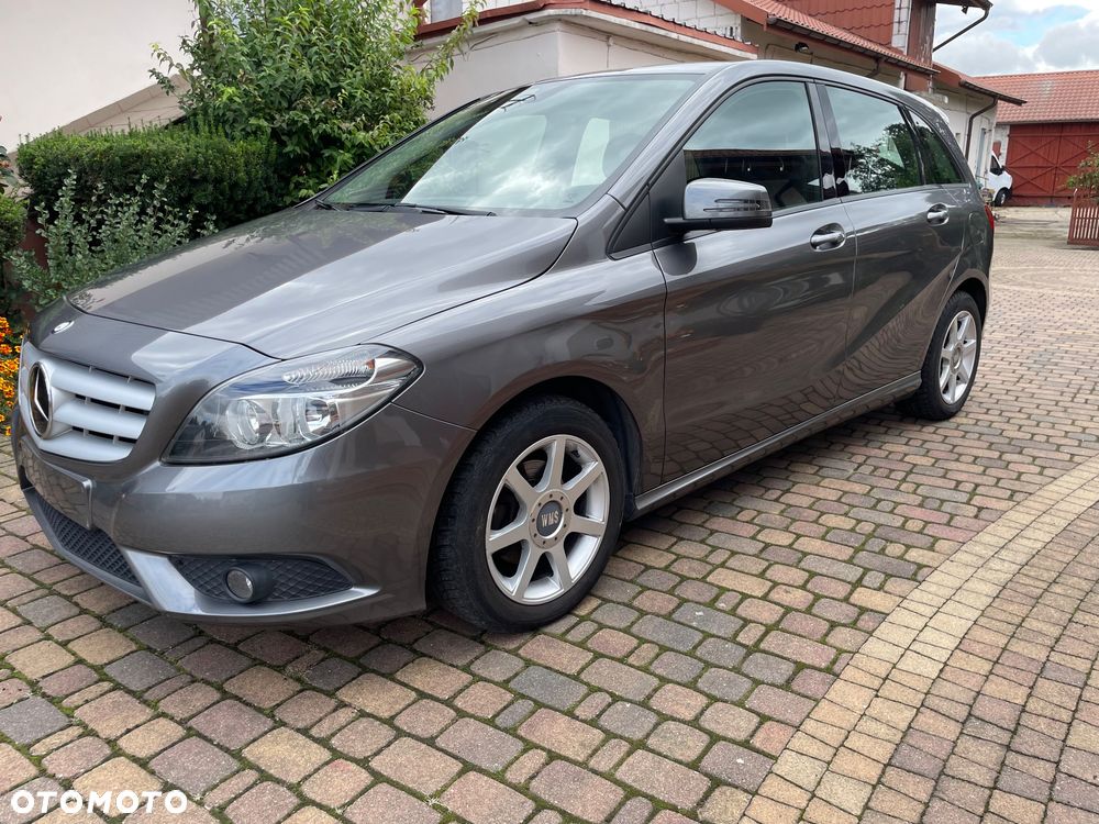 Mercedes-Benz Klasa B 180 d BlueEFFICIENCY Edition - 5
