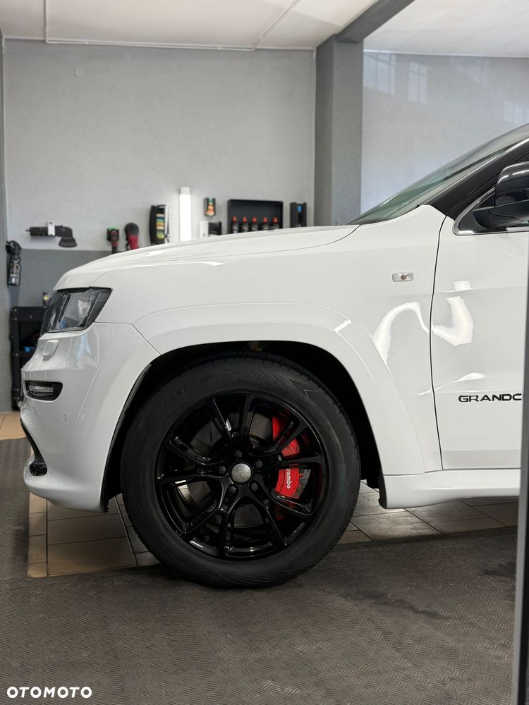 Jeep Grand Cherokee 6.4 V8 SRT8 Alpine - 21